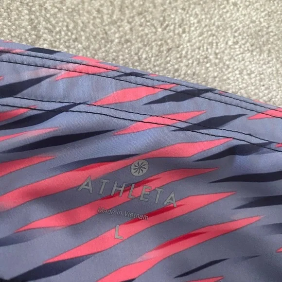 Athleta Color Block Leggings - Picture 3 of 3